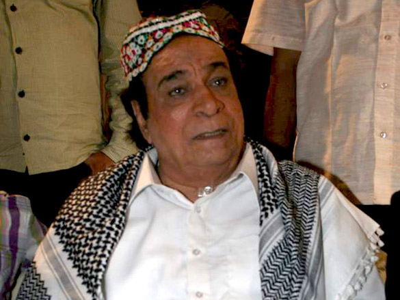 kader khan shoots with ravi kissen 5