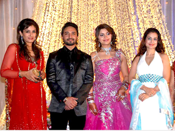 ameesha raveena and others at banpreet singhs sons wedding 3