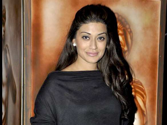 koena kim and harman baweja grace le soleil cafe launch 6