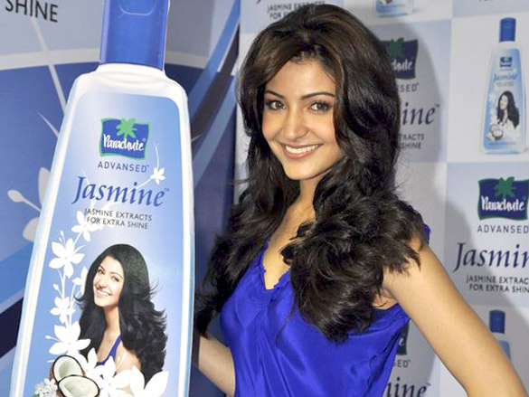 anushka sharma launches parachute jasmine coconut hair oil 2