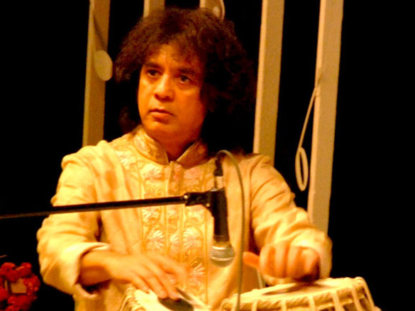 pandit shiv kumar sharma and zakir hussain at the living legends 7