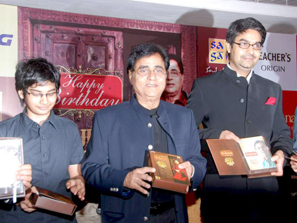 jagjit singhs 70th birthday with a new album shukrana release 4