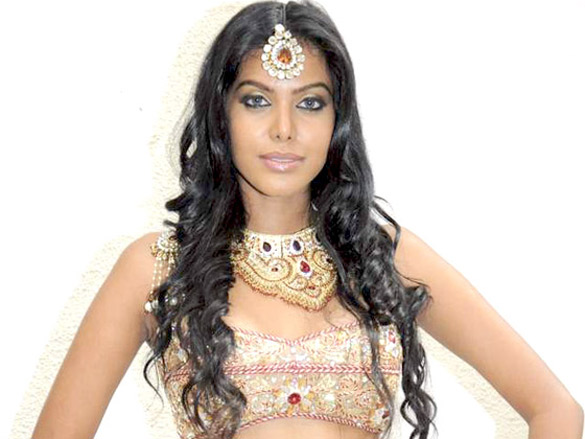 rohit vermas bridal glamorous collection 2011 shehnai ki raat 11