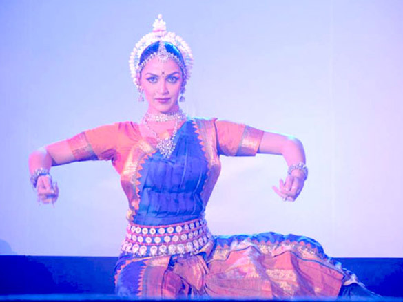 hema esha and ahana perform at imc impact 2011 9