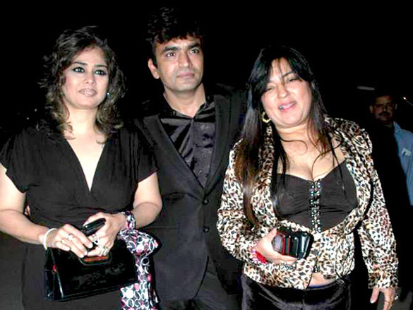 tusshar kapoor at films today magazine bash 9