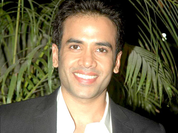 tusshar kapoor at films today magazine bash 11