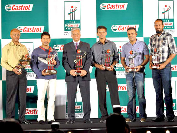 sachin and sehwag at castrol cricket awards 3