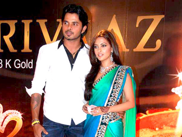 riya sen and sreesanth promote gitanjalis rivaaz collection 4