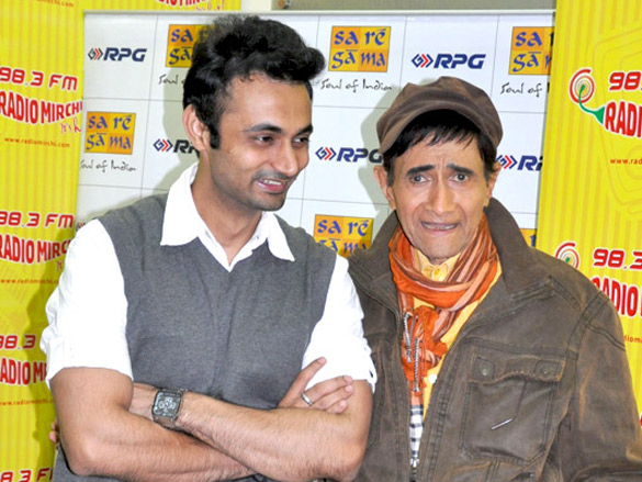 music re launch of hum dono rangeen at radio mirchi with dev anand 6