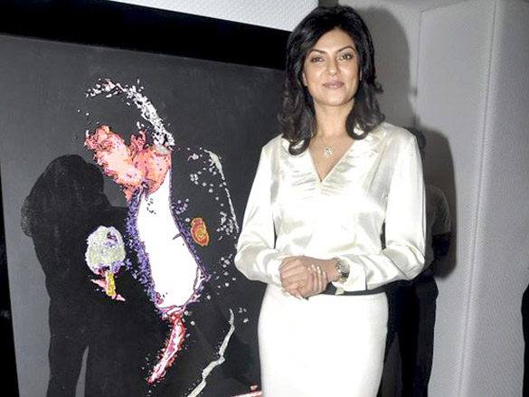 sushmita sen graces marigold charity art preview 8