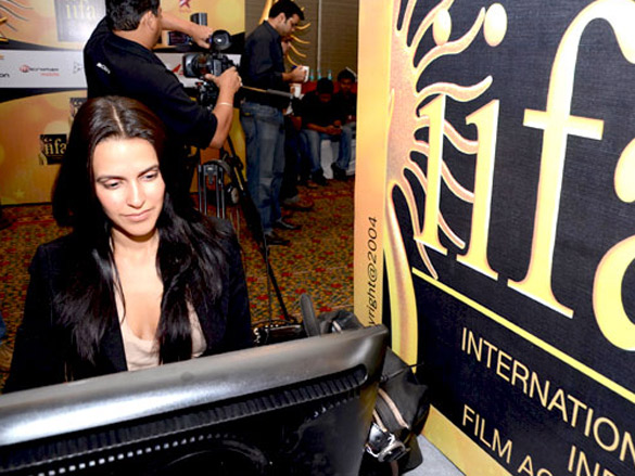 kareena riteish boman and karan cast their iifa vote 24