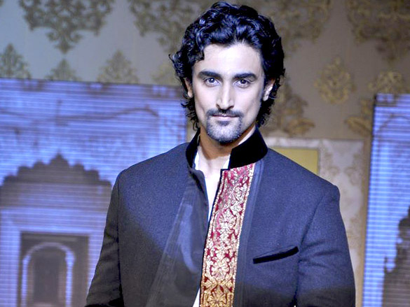 celebs grace shabana azmis charity show mijwan 18
