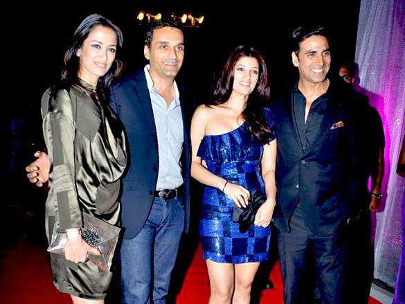akshay deepika and sonakshi at the triumph show 2011 19