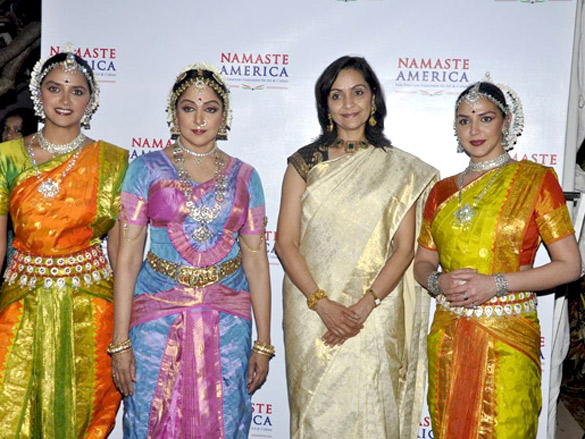 vidya balan hema and esha grace launch of namastey america 4