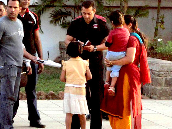 on the sets of bodyguard 9