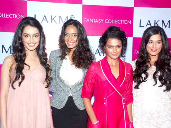 shraddha kapoor at lakme fantasy collection launch 3