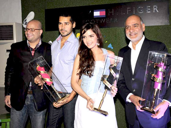 bipasha dino karan and shazahn at the launch of tommy hilfiger footwear 4