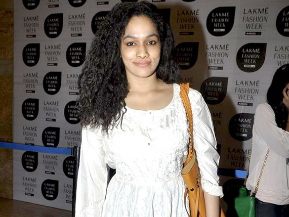 monica dogra graces gen next show at lakme fashion week 2011 day 1 4