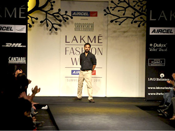 sabyasachi mukherjees show at lakme fashion week 2011 day 1 4