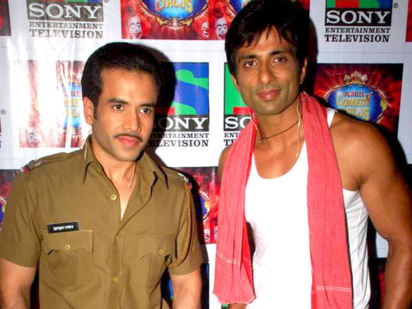 tusshar and sonu sood on the sets of comedy circus 2