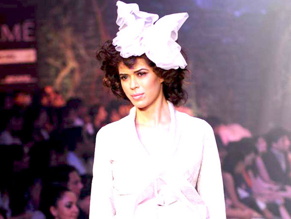 gauri nainikas showcase at lakme fashion week 2011 grand finale 10