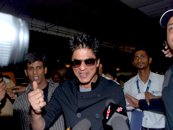 shahrukh and priyanka leave for zee cine awards 2011 in singapore 2