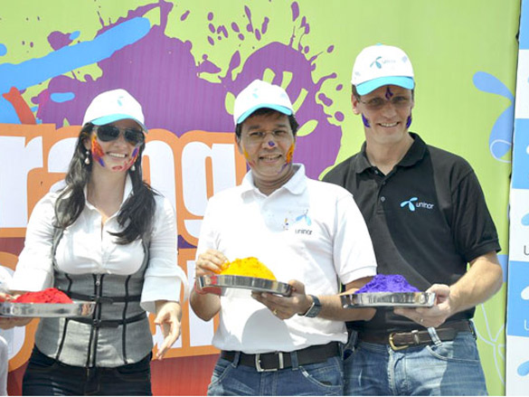 yana at a holi event organised by uninor 2