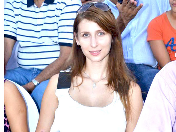 manish malhotras fashion show at polo match 5