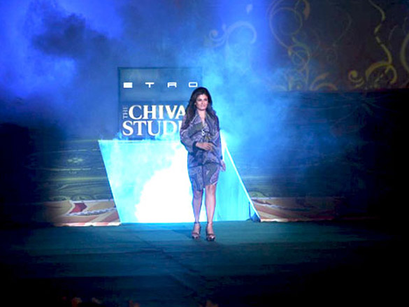 raveena and randeep walk for etro on chivas studio day 1 4