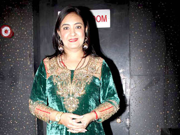 urmila at tribute to mahendra kapoor by sahyog foundation 9