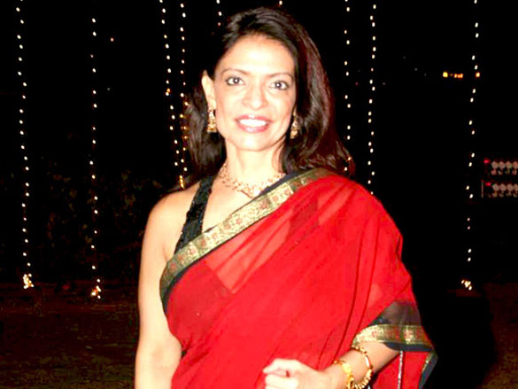 urmila and vidya at sandesh mayekars daughter shivanis wedding reception 13