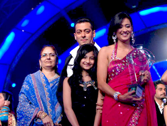 salman khan rocks the bigg boss finale 6