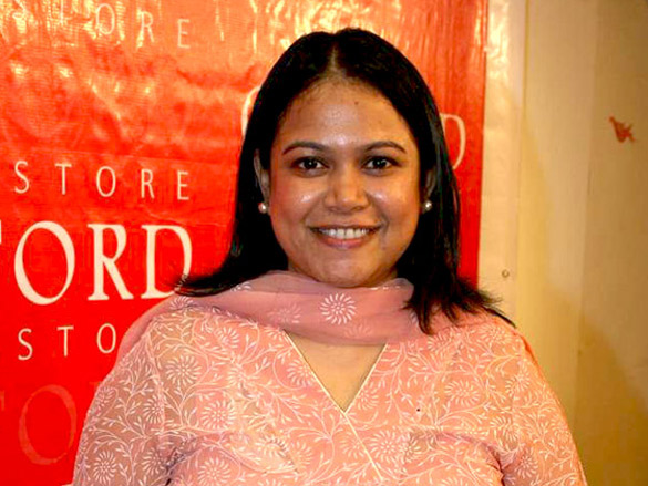 cyrus broacha at the book cant die for size zero launch by vrushali talan 9