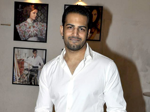 launch of dabboo ratnanis calendar 2011 30