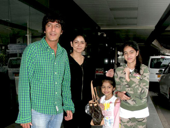 himesh reshammiya and chunky pandey spotted at airport 6