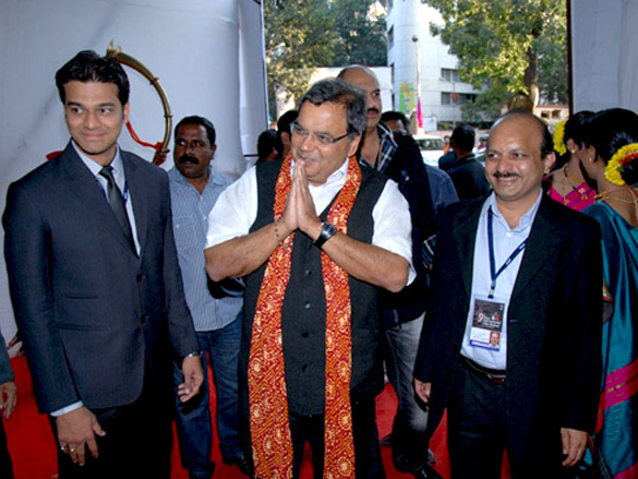 subhash ghai honoured with a special achievement award at piff 2011 7