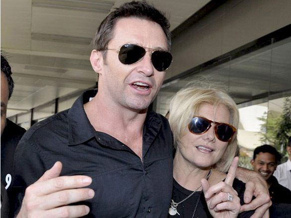hugh jackman lands in mumbai 5