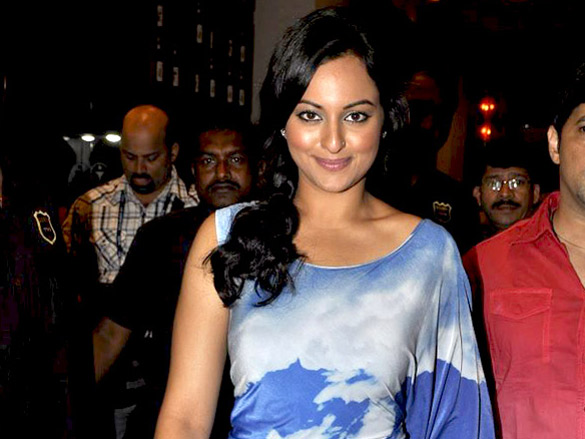 sonakshi ranveer kiran rao and karan at ficci frames 2011 seminar 13