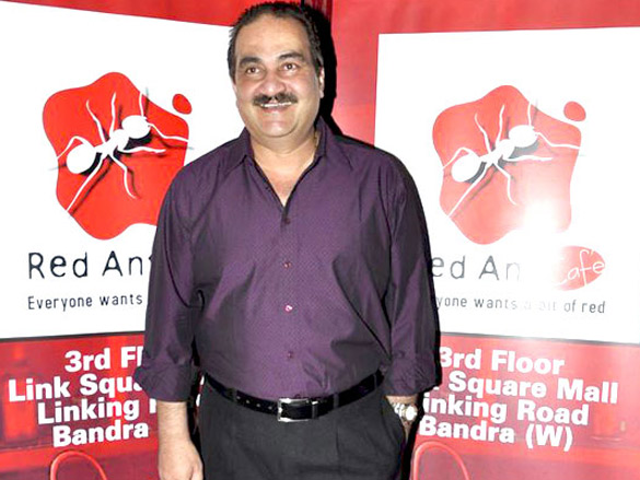 launch of red ant cafe in bandra 9