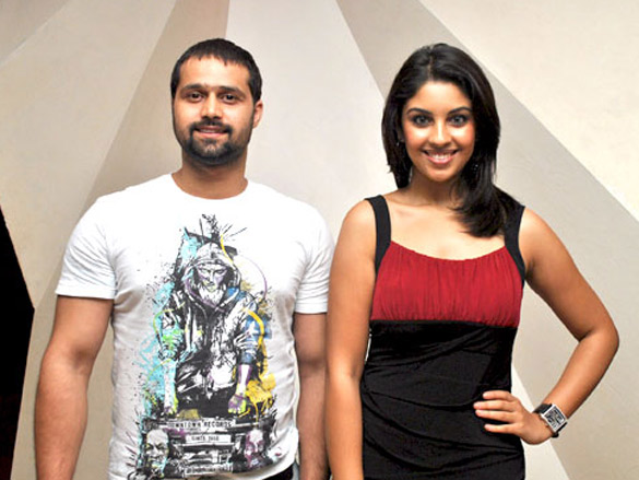 jayant gilatar honours 2611 martyrs and women police 4