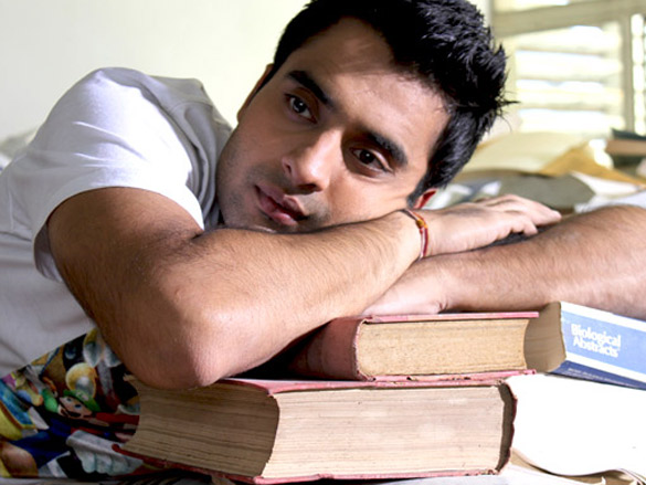 jackky bhagnani 9