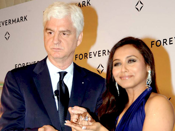 rani mukerji launches forevermarks diamonds jewellery by the de beers group 5