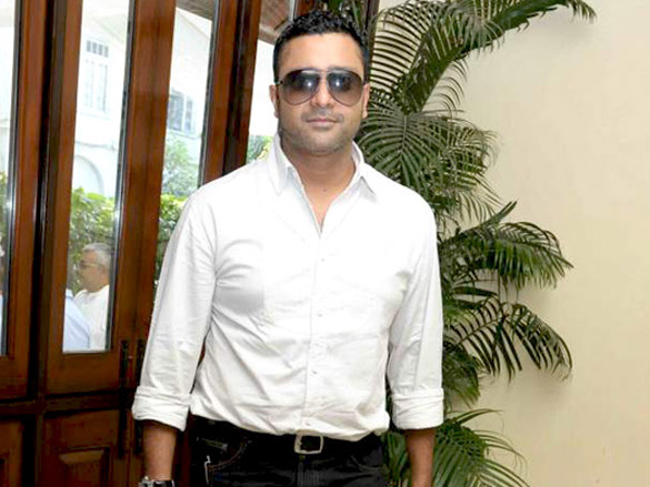 rahul bose at indigos anniversary bash 4