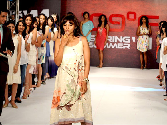 shweta manasi jesse and sheetal walk for 109 f launch 6