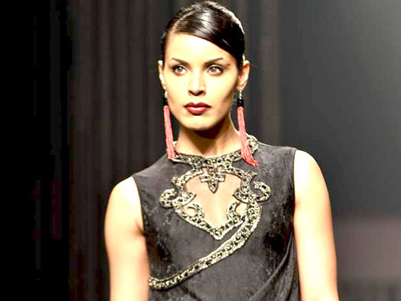 tarun tahilianis show on wills lifestyle india fashion week 2011 day 1 6