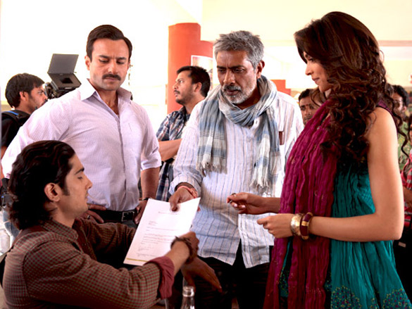 on the sets of aarakshan 10