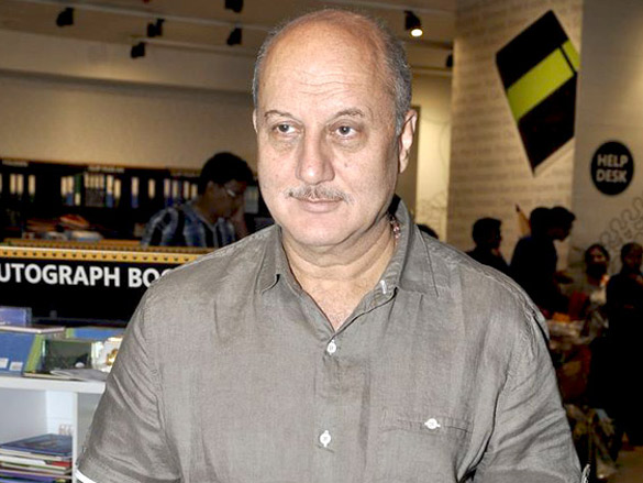 anupam kher kunal kapoor and mahie unveil broken melodies book 8