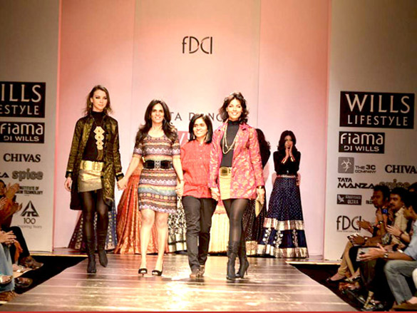 anita dongres show at wills lifestyle india fashion week 2011 day 5 2