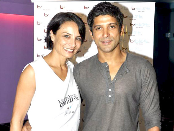 abhishek and farhan akhtar inaugurate bblunt salon 9