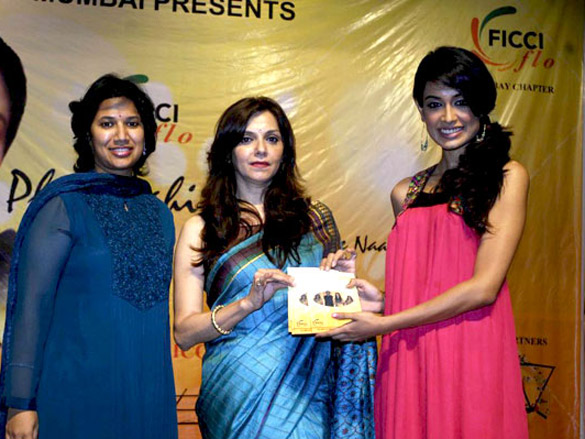 sarah jane and lilette dubey at ficci flo event 3
